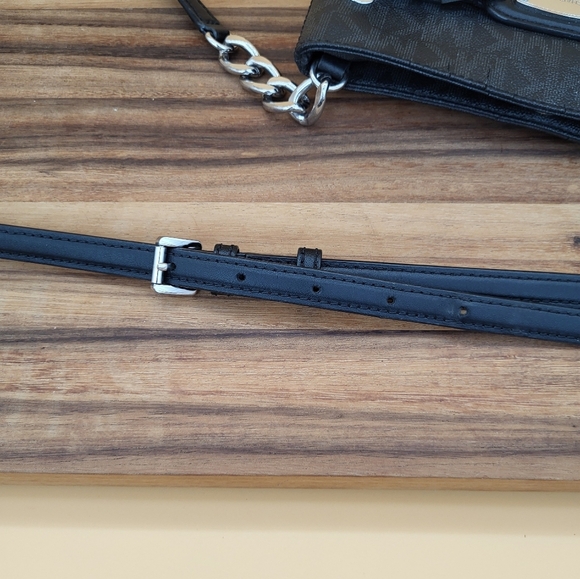 Michael Kors Signature Black Logo Crossbody Bag w/Adj Strap & Silver Hardware - Picture 5 of 10